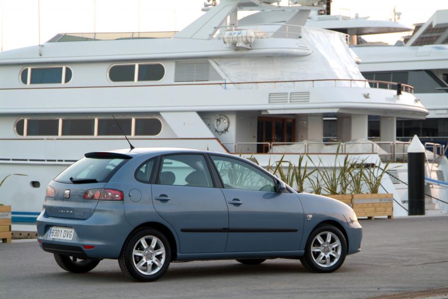  Seat Ibiza 2006 года  (фото 11 из 14)